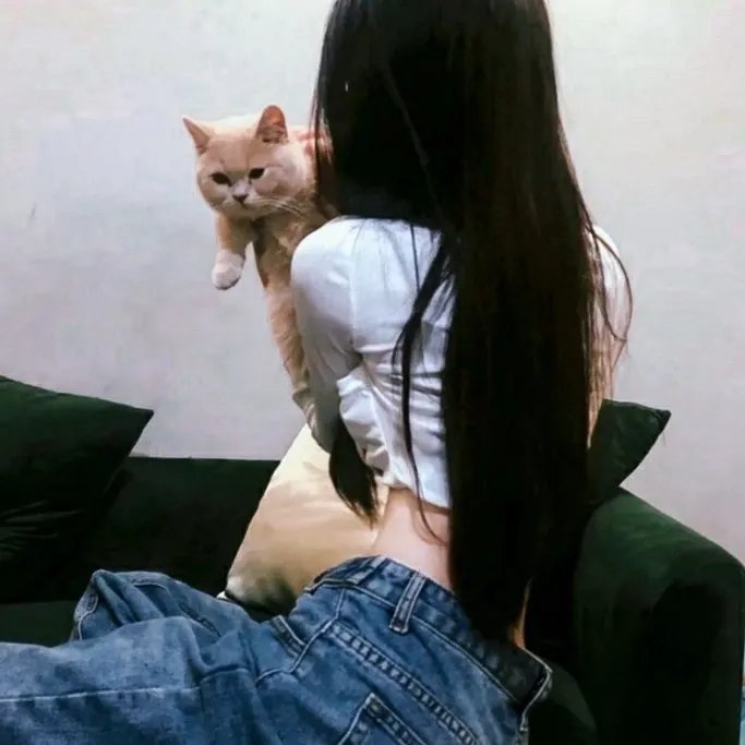 桥上的女孩